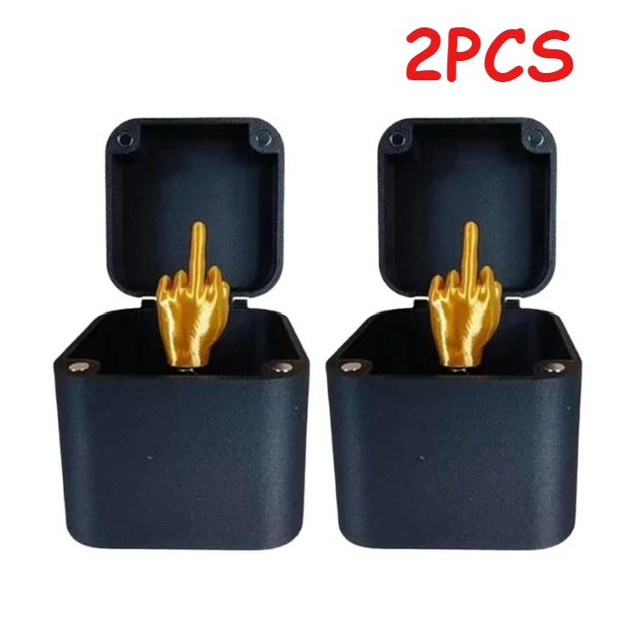 Funny Middle Finger Prank Gift, Creative Office Desk Decoration, Mini Sculpture for Home Decor, Novelty Gifts for Friends &