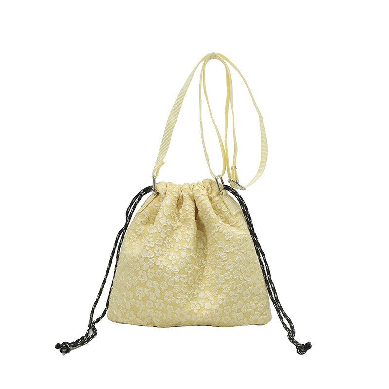 2025 New Summer Drawstring Pleated Floral Bag Women's Korean Version Underarm Bag Commuter Shoulder Messenger Tote Bag Tide