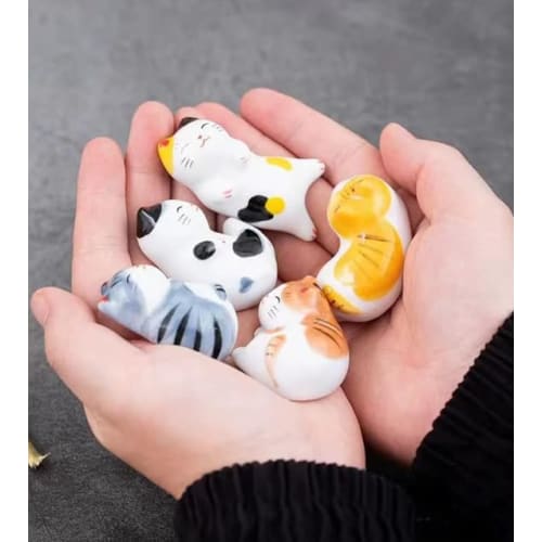 AEOLK Cat Chopstick Rest, Lucky Cat, Chopstick Rest, Cat Chopstick Pillow, Ceramic, Cute Decoration, Perfect for Izakaya, Family Dining Table, Living