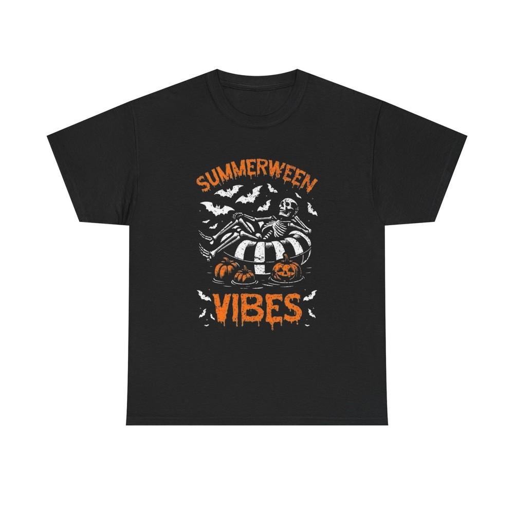Summerween Vibes Halloween Graphic T Shirt BRAND NEW GIFT  Unisex T-Shirt XL