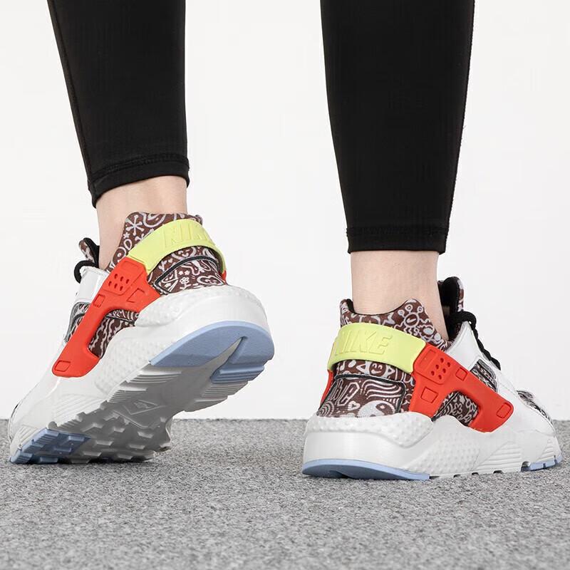 Novos Tênis de Corrida Nike Air Huarache GS DV2243-100