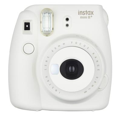 Instantní fotoaparát FUJIFILM instax mini8 plus s objektivem a originálním řemínkem na ruku vanilka INS MINI 8P VANILLA zblízka