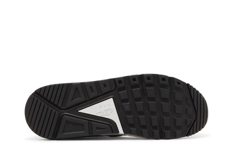Nike Air Max IVO 'White Black'