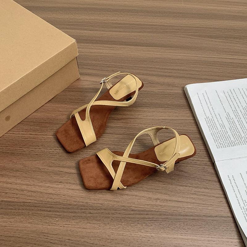 Internet Celebrity Fashion High-heeled Sandals Female Summer 2025 New Open-toed Single Shoes Gentle Fairy Wind Strappy Sandals