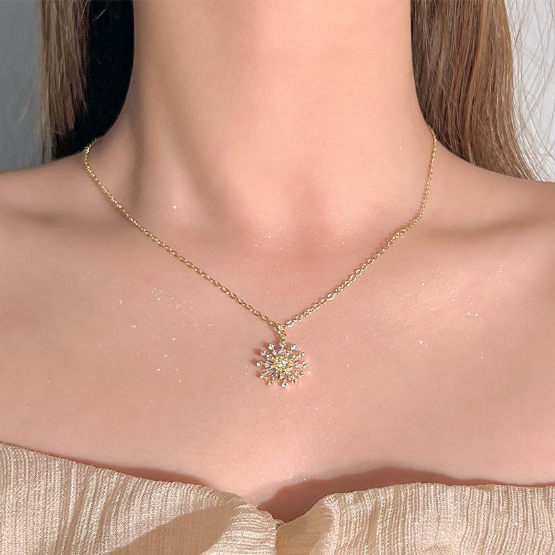 Simple Temperament Golden Beanie Necklace Female