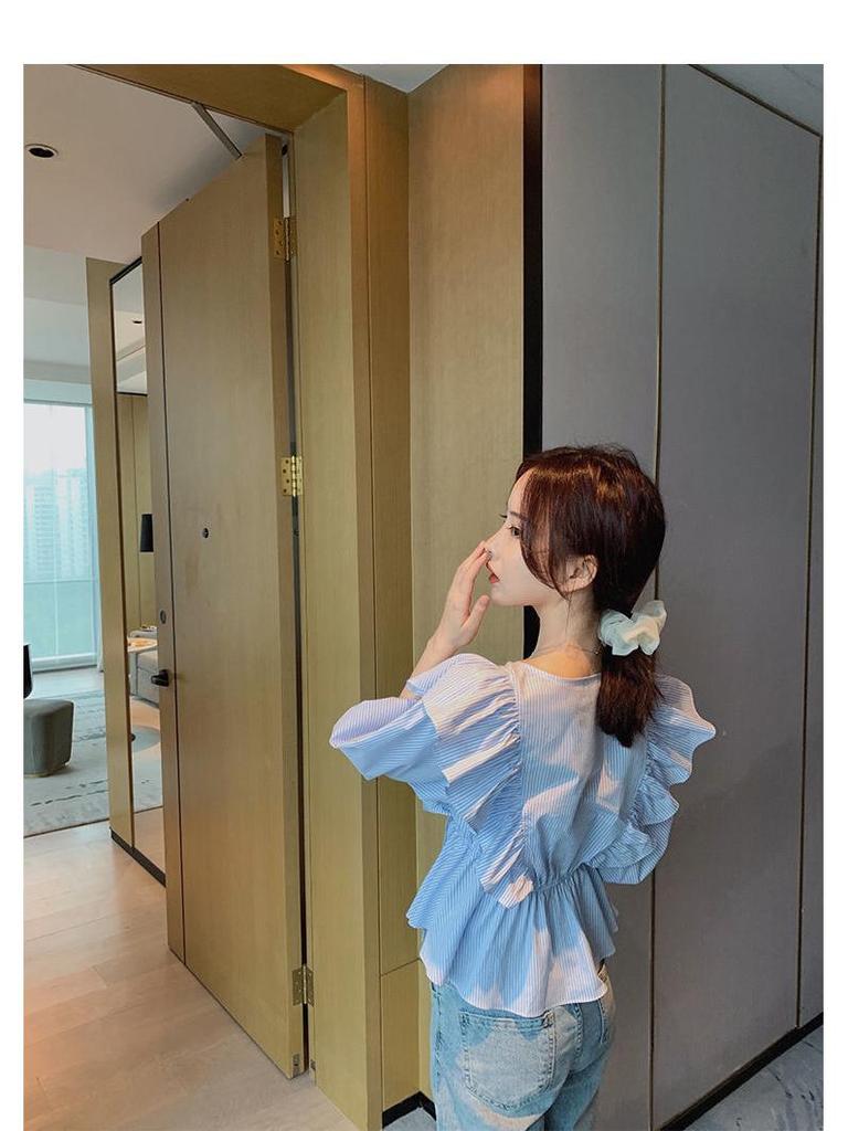 Damen blau gestreiftes Rüschen-V-Ausschnitt-Oberteil - Kurzararm Koreanischer Stil für Frühling/Sommer