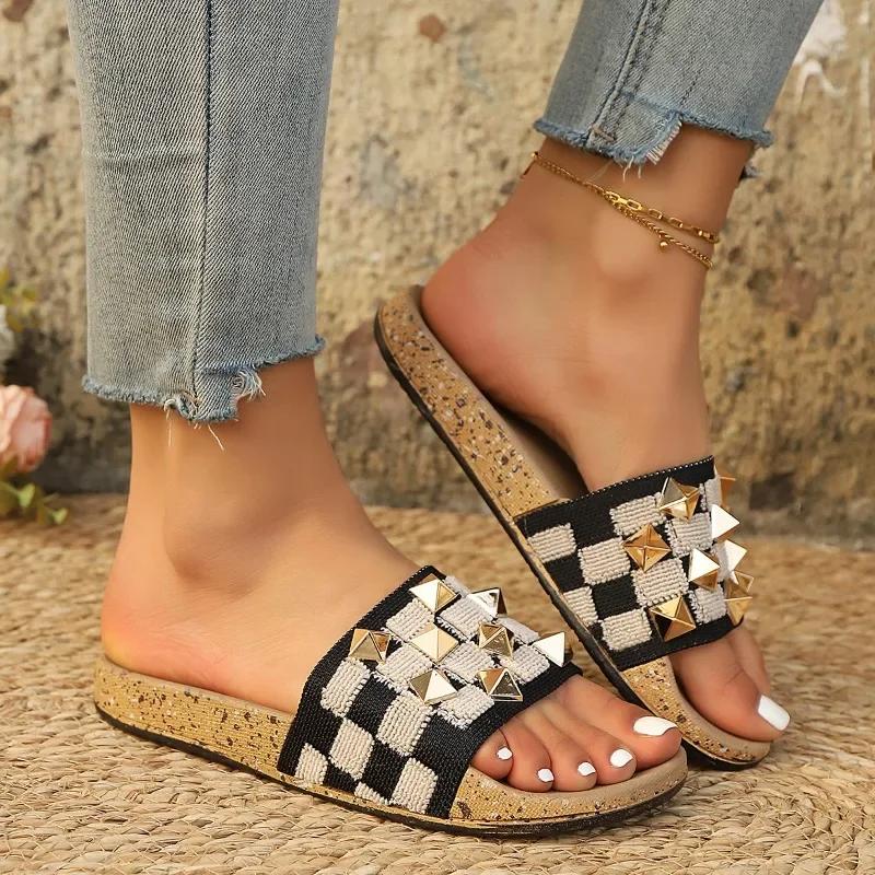 Fashion Shoes for Women 2025 New Summer Best Seller Flat Slippers Hot Sale Open Toe Slippers Fashion Rivet Daily Comfortable Slippers