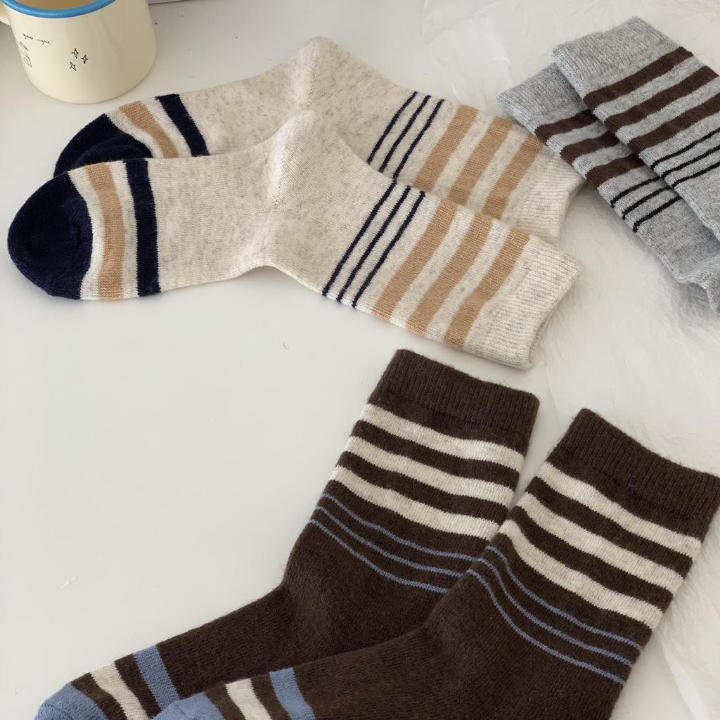 Winter Striped Wool Socks - Japanese Academy Style, Mid-Calf, Slouchy, Warm for Women