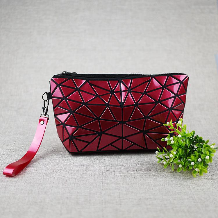 Geometric Diamond Waterproof Hand Carry Cosmetic Bag Korean Fashion Beauty Trend Large Space Foldable Women's Bag