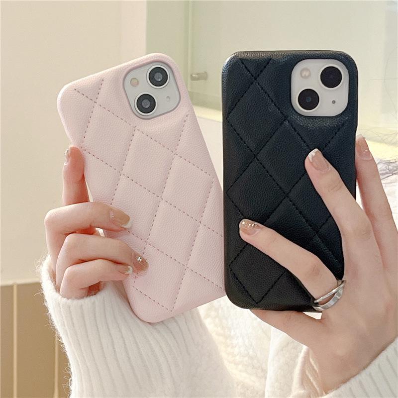 iPhone 14 Pro Max/13/12 Pro Women's Leather Phone Case