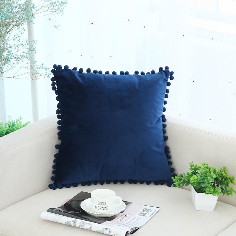 

Dutch Velvet Nordic Ins Style Pillowcase Solid Color Tatami Sofa Pillowcase Fur Ball Waist Cushion Pillow Without Core 45*45cm
