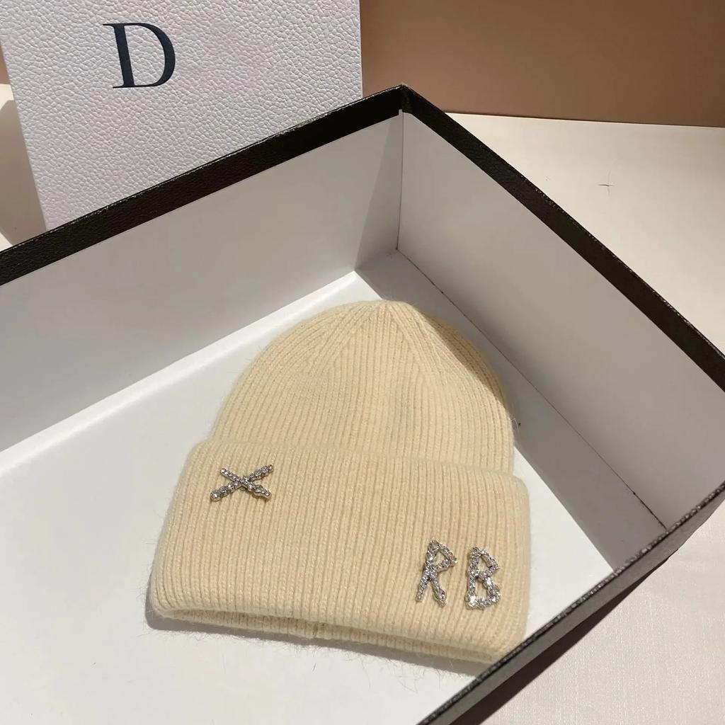 2025 New Fashion Rabbit Hair Diamond Letter Hat Women's Winter Warm Knit Hat Designer Women's Casual Hat Ski Hat