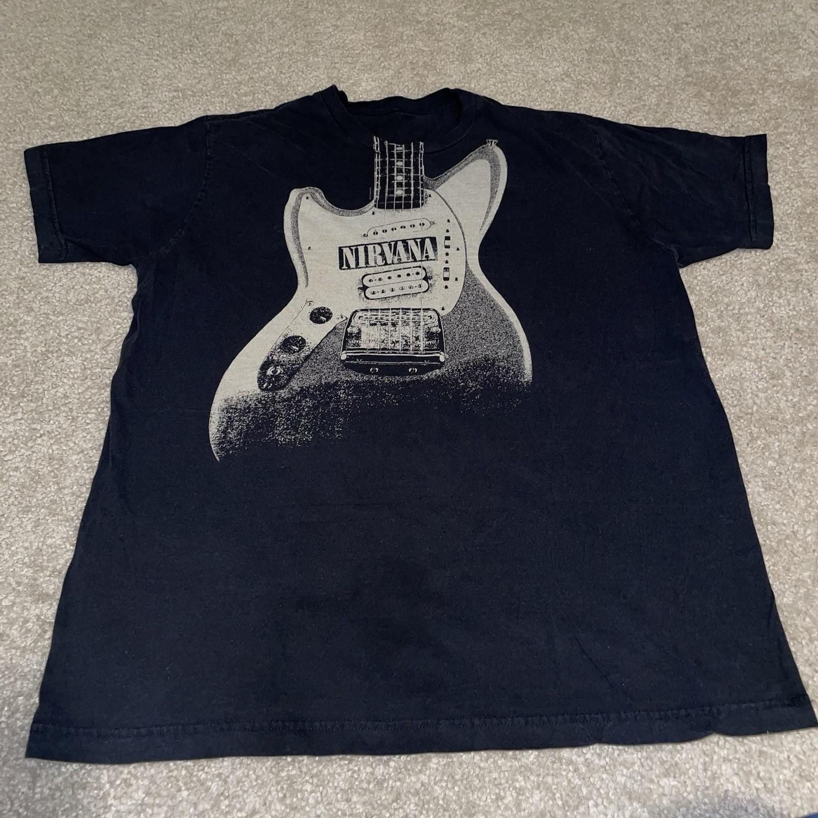 Nirvana Mens Black Guitar Graphic Kurt Cobain Fender Mustang Rock Tee Unisex T-Shirt XL