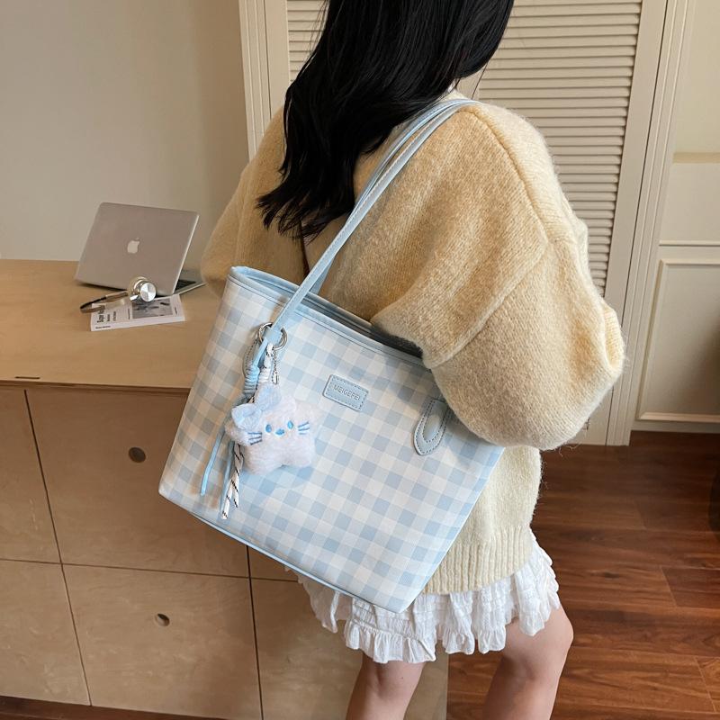 

Новая модная универсальная сумка через плечо, нишевый дизайн высокого класса, повседневная простая сумка-тоут большой вместимости синий