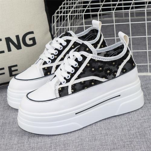 

мода 8 см новые воздушные сетчатые кружевные вставки на платформе с клином дышащие полые женские сандалии со скрытым каблуком массивные кроссовки летняя модная обувь 40 чёрный