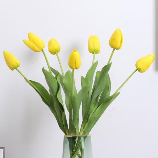 Artificial Tulip with Green Leaves Realistic Fake Flower Stem Wedding Party Table Centerpiece Indoor Outdoor Faux Bloom Decoration