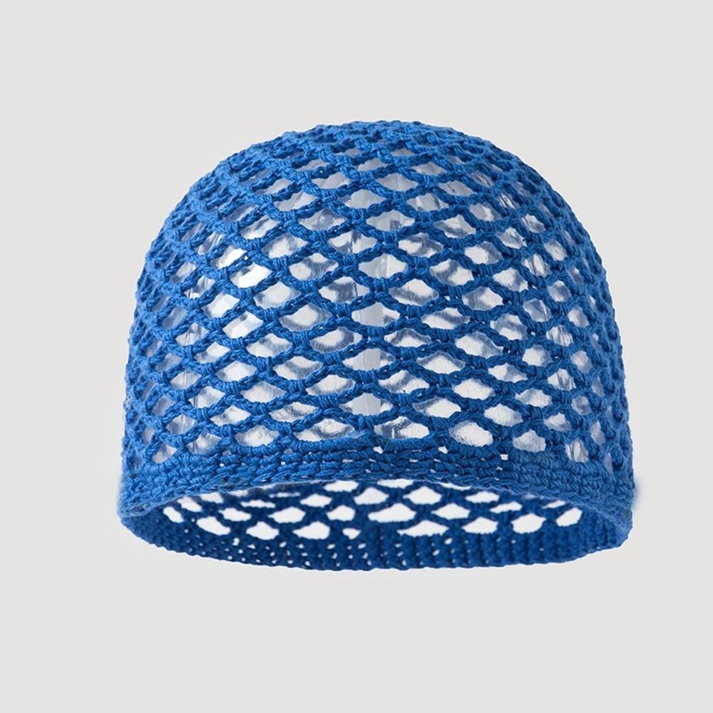Cappello lavorato a maglia traforato Cappello all'uncinetto traforato Berretto alla moda Donna