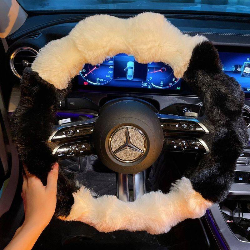 

2024 New High-End Plush Soft and Warm Car Steering Wheel Cover, Cute Goddess Car Interior Decoration Handle Cover Wavy Black and White Long Hair