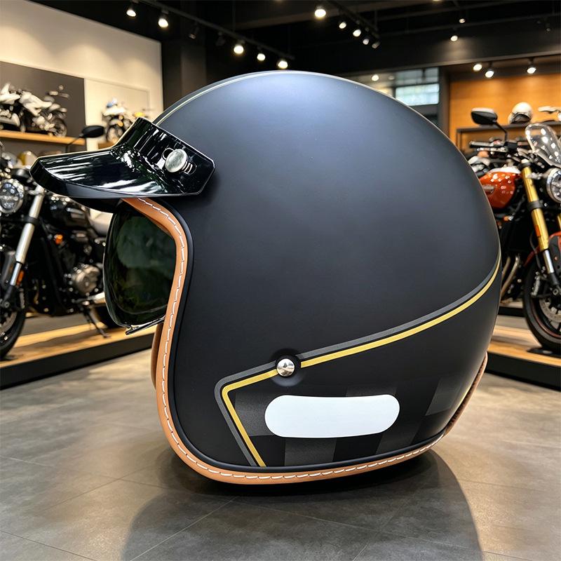High-Quality Retro Motorcycle Half Helmet with Built-In Goggles for Men and Women