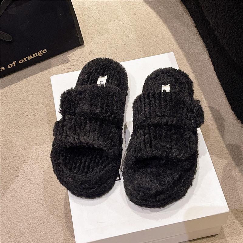 

Модные зимние женские тапочки большого размера, пушистые меховые домашние шлепанцы на платформе, плоские, для дома, для пола, шлепанцы, модные, удобные, с открытым носком, плюшевая обувь 38 чёрный