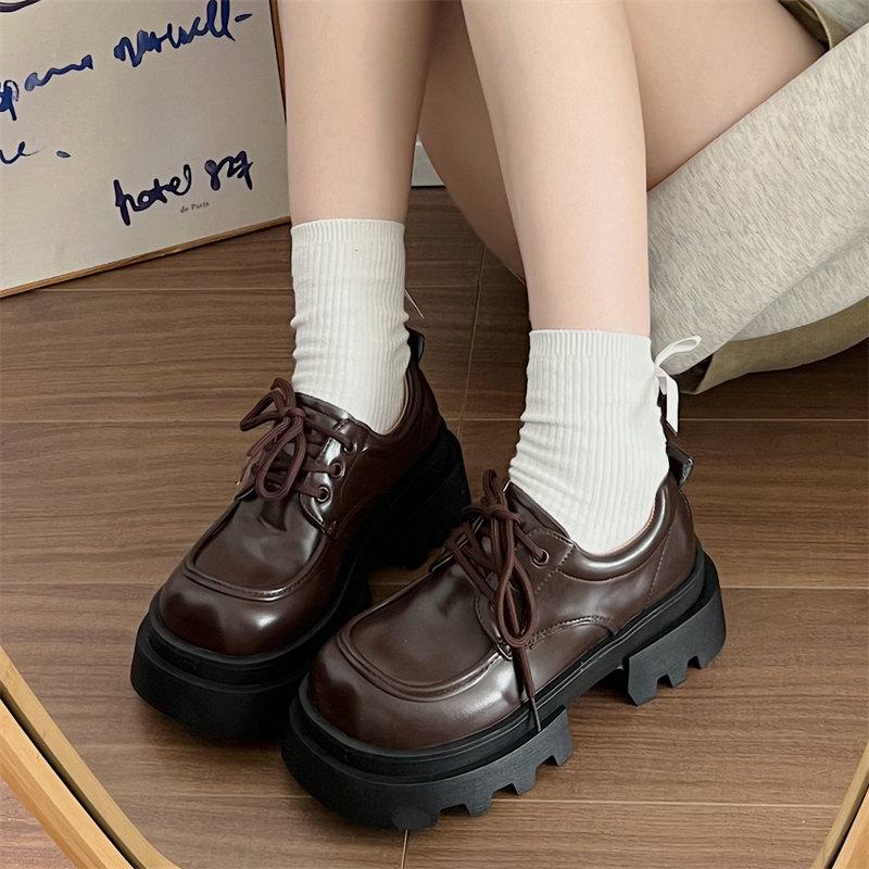 Mode 2024 Femmes Automne Nouveaux Chaussures Oxford à Plateforme Vintage Chaussures Lolita Femmes Mode Cuir PU Lacets Mocassins Chaussures d'uniforme étudiant