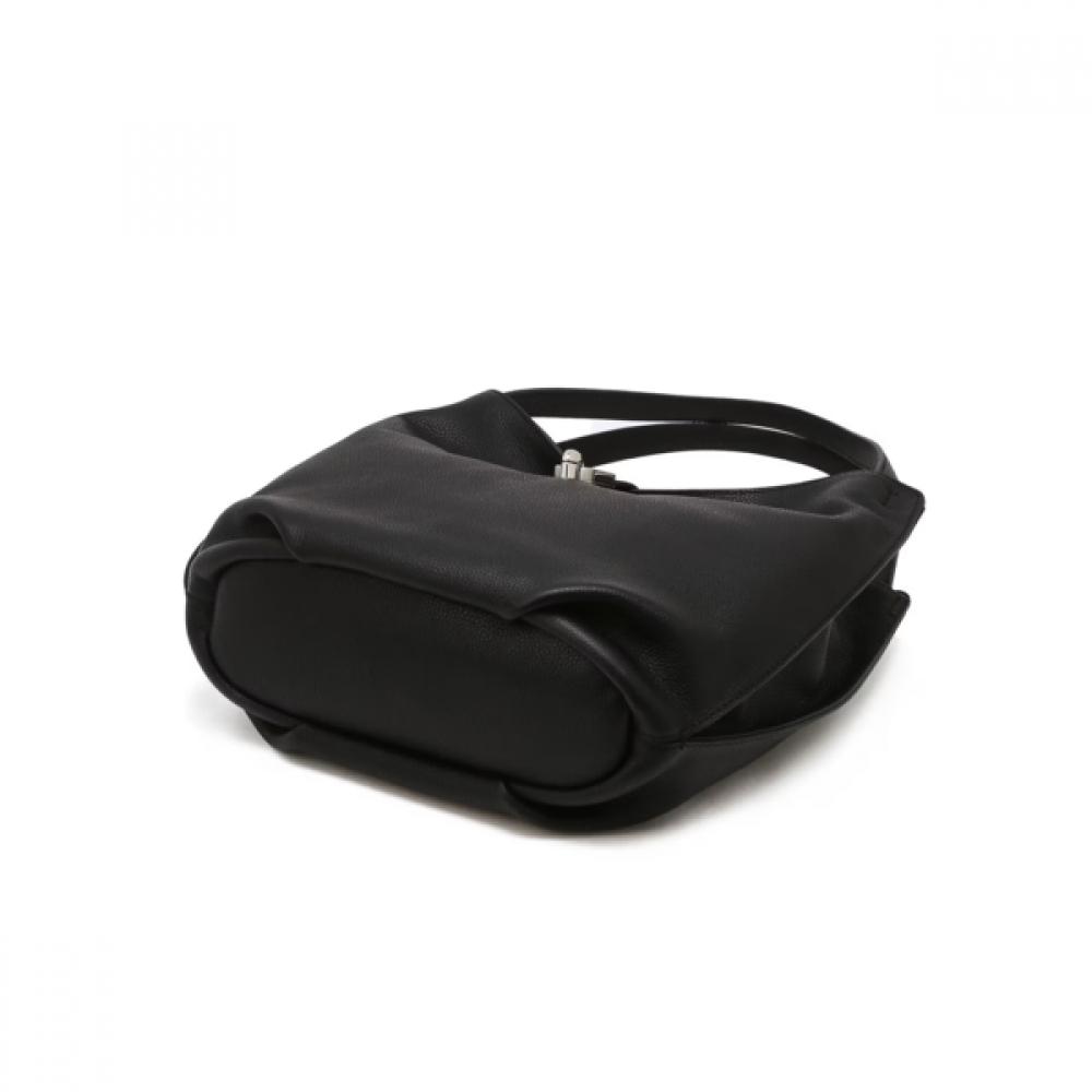 Daks Black Buckle Decoration Cowhide Tote Bag Dcba6f201bk