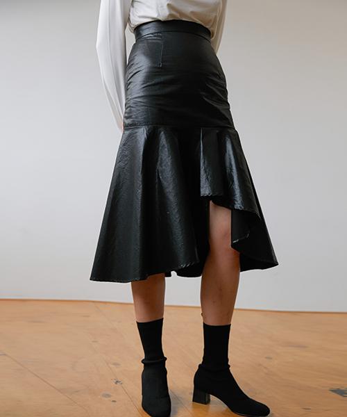 Modern Able Asymmetrical Washed Flare Skirt - Black
