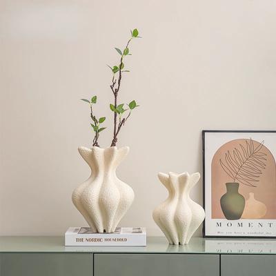 Petal Shape White Vase Resin Handicraft Abstract Ornament Floral Arrangement Accessories Room Decoration Accessories