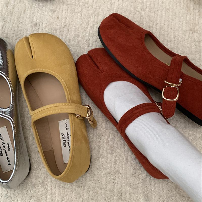 Fashion IPPEUM Women Ballet Flats Velvet Red Split Toe Shoes Buckle 2025 New Summer Mary Janes