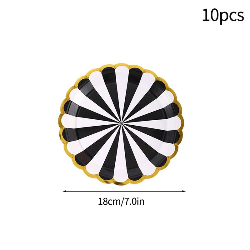 10Pcs CampingPicnic Tableware Set Disposable Paper Dishes Plate Cup Outdoor Camping Accessories Portable Cutlery