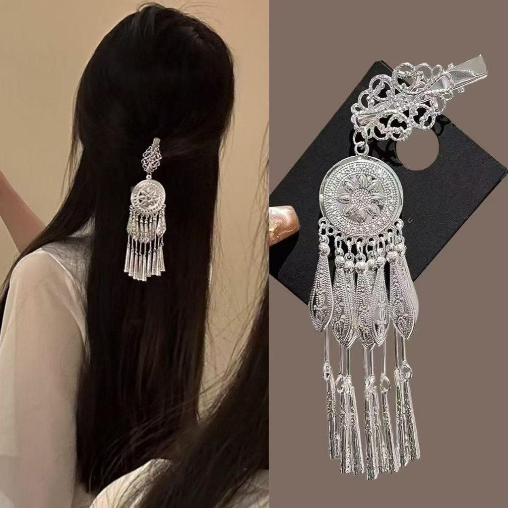 Sandalwood Women's Hairpin: Elegant Modern-Chinese Style Wooden Updo Stick