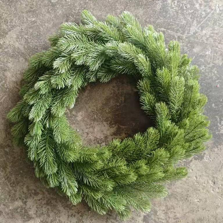 43CM Artificial Pine Needle Christmas Wreath for Doors & Windows