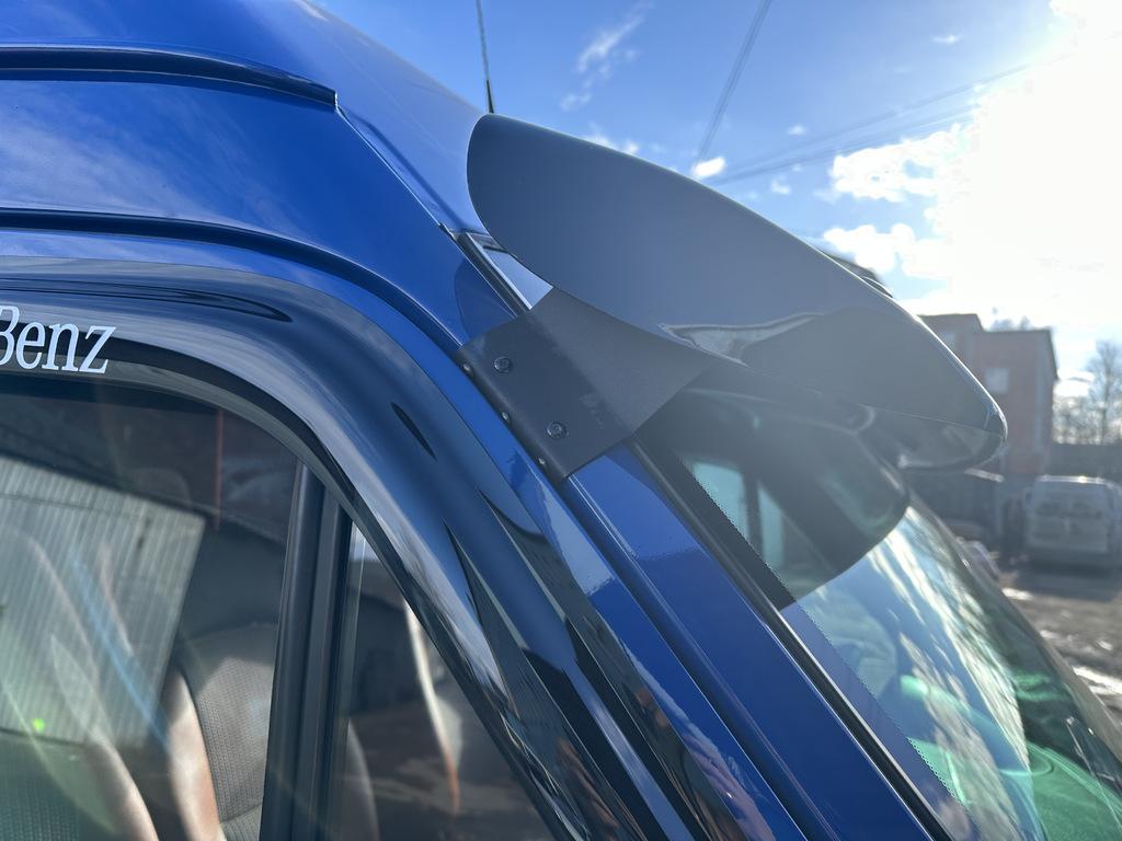 Visor On the Windshield (black Gloss, 5mm) for Mercedes Sprinter W901/902/903/904/905 1995-2006