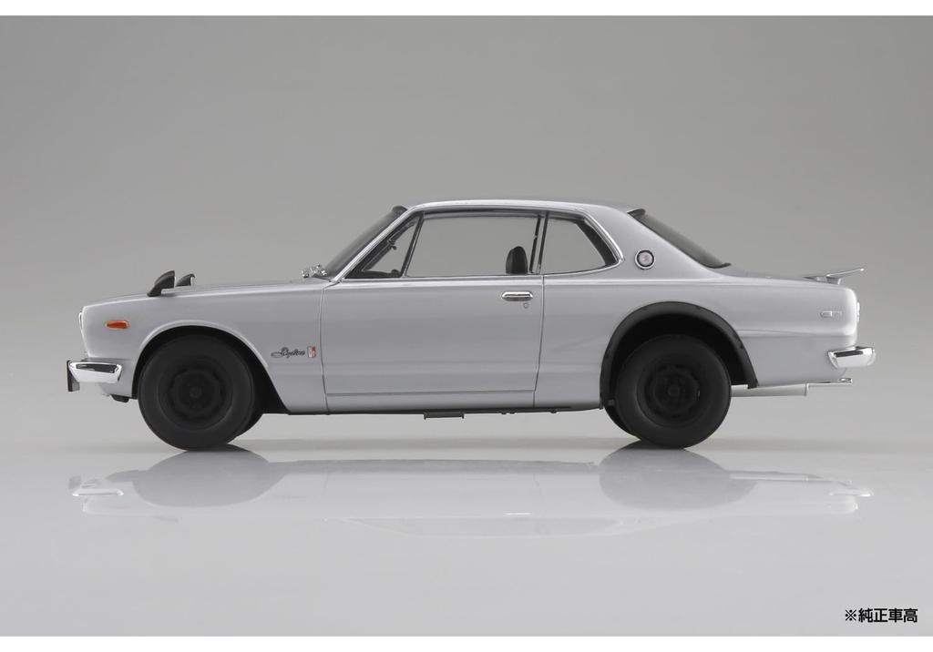 Aoshima (AOSHIMA) 1/24 Raku Plastic Snap Car Series KPGC10 Skyline HT 2000GT-R 1970 Silver Pre-Colored Plastic Model Kit 01-SI