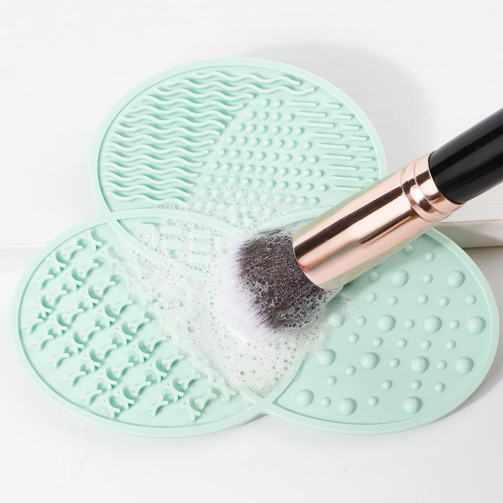 Makeup Brush Cleaning Mat Portable Cosmetic Foundation Eyebrow Brushes Gel Cleaning Pad Makeup Tools Silicone Scrub Board 1 Sold
