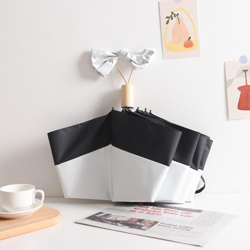 Umbrella 8 bone folding sunshade UV three-fold vinyl advertising gift windshield sun umbrella customization