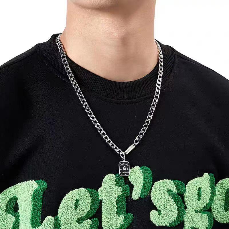 Fashion Necklace Men's Versatile Design Light Luxury Niche Fashion Men's Letter Collarbone Chain Cuban Chain