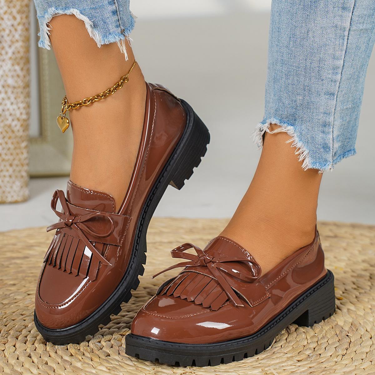 

Внешнеторговые туфли-лодочки на толстом каблуке женские 2025 лето новые женские туфли с бантом маленькие кожаные туфли студенческие большого размера лоферы женские 43