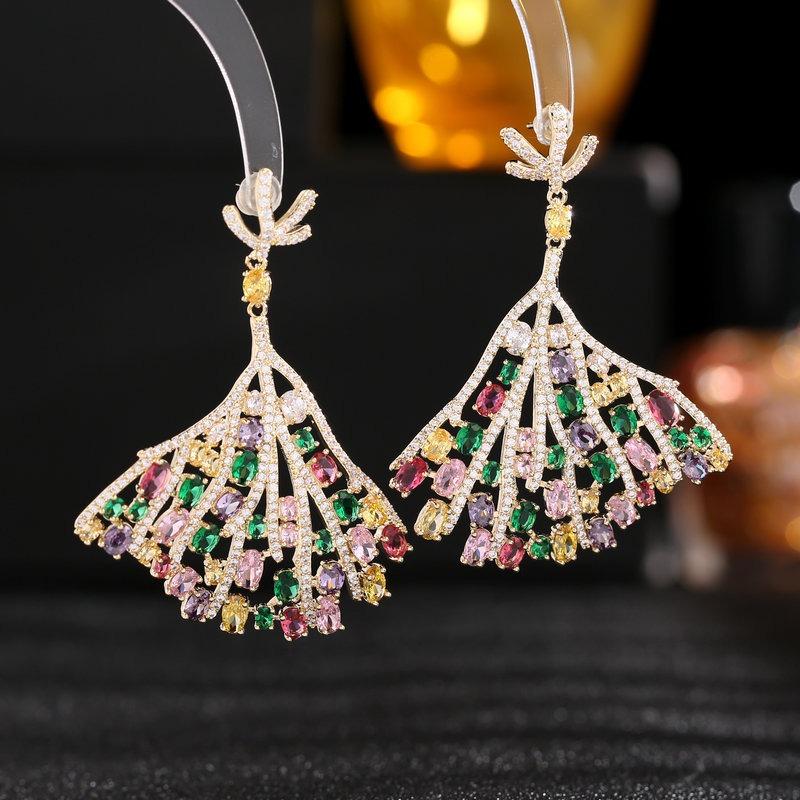 Light Luxury High-end Zircon Fan Earrings European and American Long Atmospheric Banquet Dress with Earrings