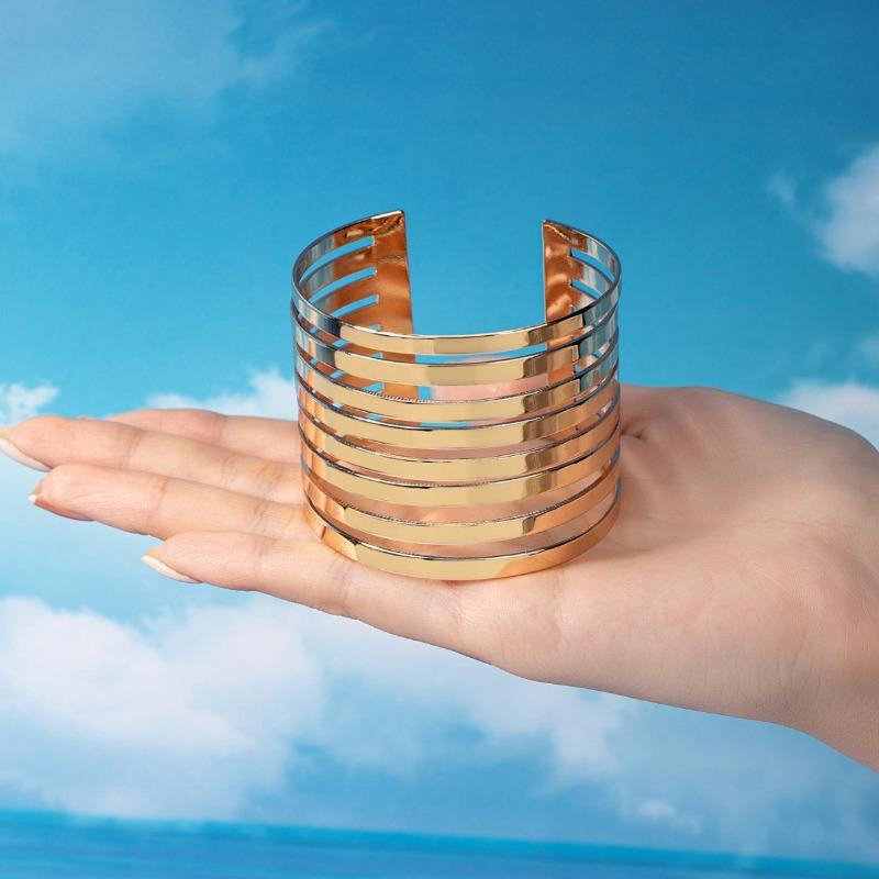 Light luxury wide mouth bracelet personalized nightclub street shot bracelet bracelet bracelet fashion ring set new geometry