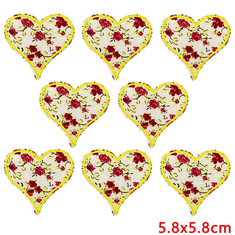 10 /26pcs Wholesale Fresh Letter Embroidery Patch Diy Floral Heart Bow Iron On Patches For Clothes Jackets Backpack Sew Stickers 