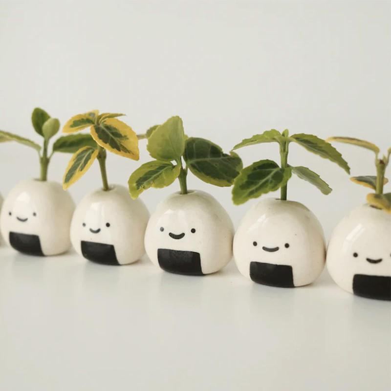 1/2KS Mini vázička na jednu květinu Ručně vyráběné keramické vázy ve tvaru rýžové koule Váza na suché květiny Japonské miniaturní vázičky Onigiri Rozkošné japonské řemeslo