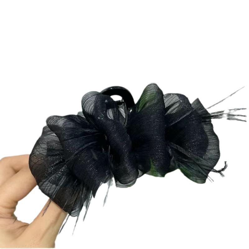 2023 Luxury Feather Hair Clip for Women - Cloud Bubble Design