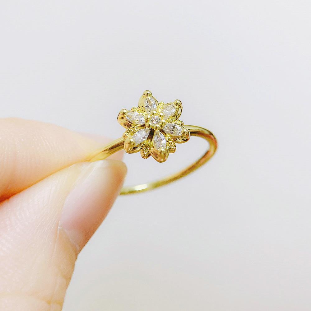 ZHOUYANG Crystal Flower Finger Rings For Women Elegant Fresh Zircon 3 Wedding Engagement Gift Jewelry R080