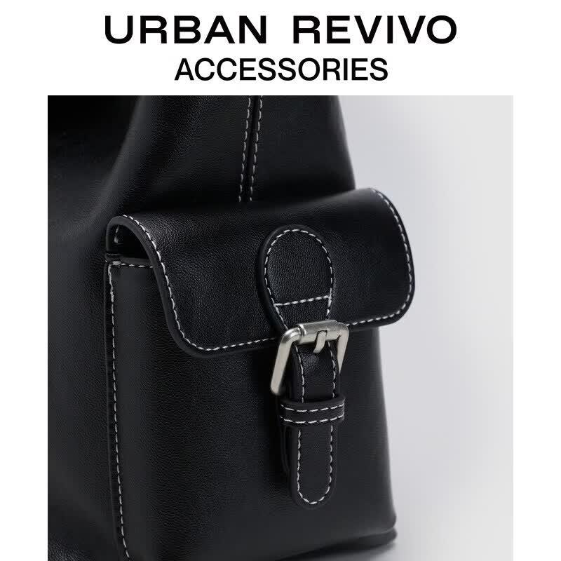URBAN REVIVO 2026 Autumn Lock-Buckle Multi-Pocket Shoulder Bag