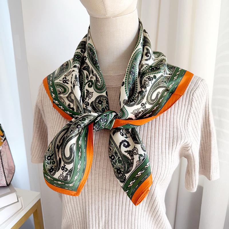 Simple and Elegant Temperament Mulberry Silk Silk Scarf Square Scarf Daily Travel with Exquisite Printed Satin Silk Scarf Square Scarf