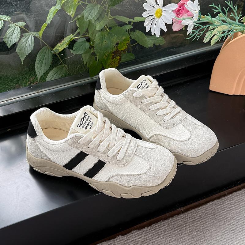 Korean version of simple and breathable German training shoes women's 2025 summer new versatile casual sports board shoes little white shoes Forrest