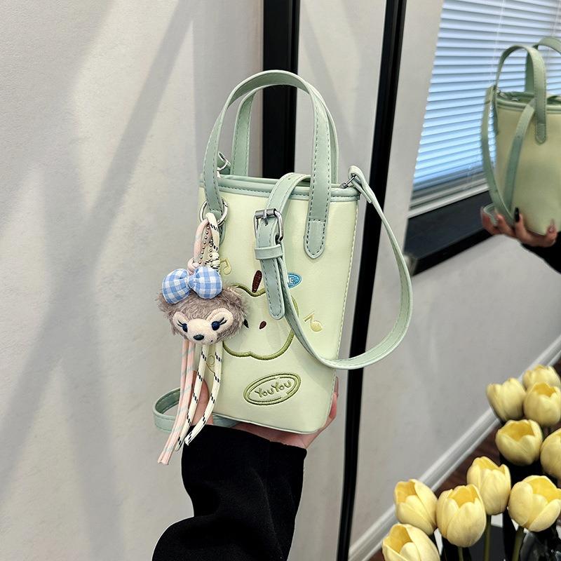Versatile cartoon fashion shoulder mobile phone bag women's summer new casual messenger bucket bag