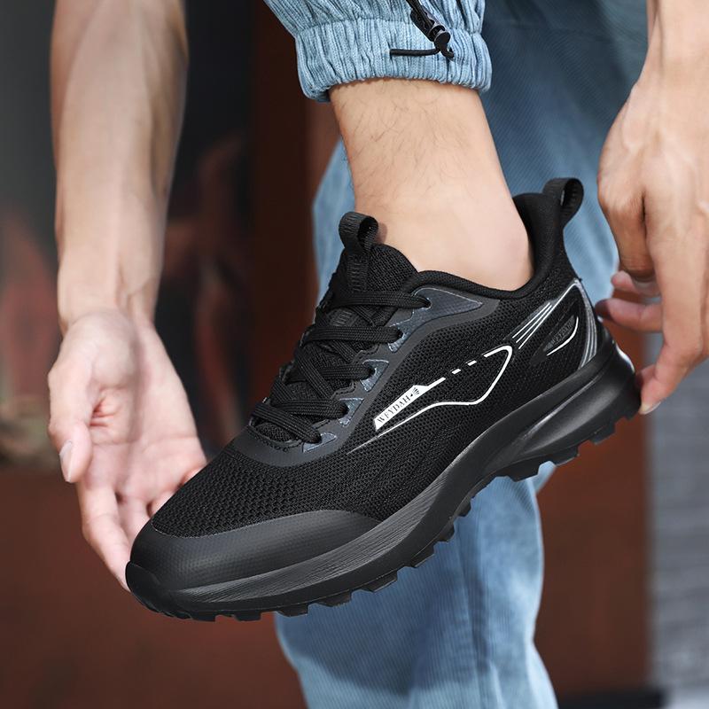 

Foreign trade large size men s shoes new fly-woven mesh breathable soft sole lightweight shock-absorbing running shoes men s sports shoes 46