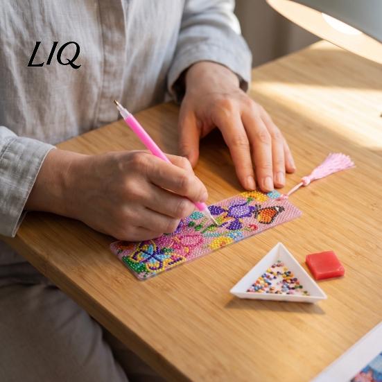 Stationery for Students 4PCS Christmas Theme Diamond Painting Bookmarks, Creative DIY Art Kits, Decorative Reading Supplies Stress Relief Portable